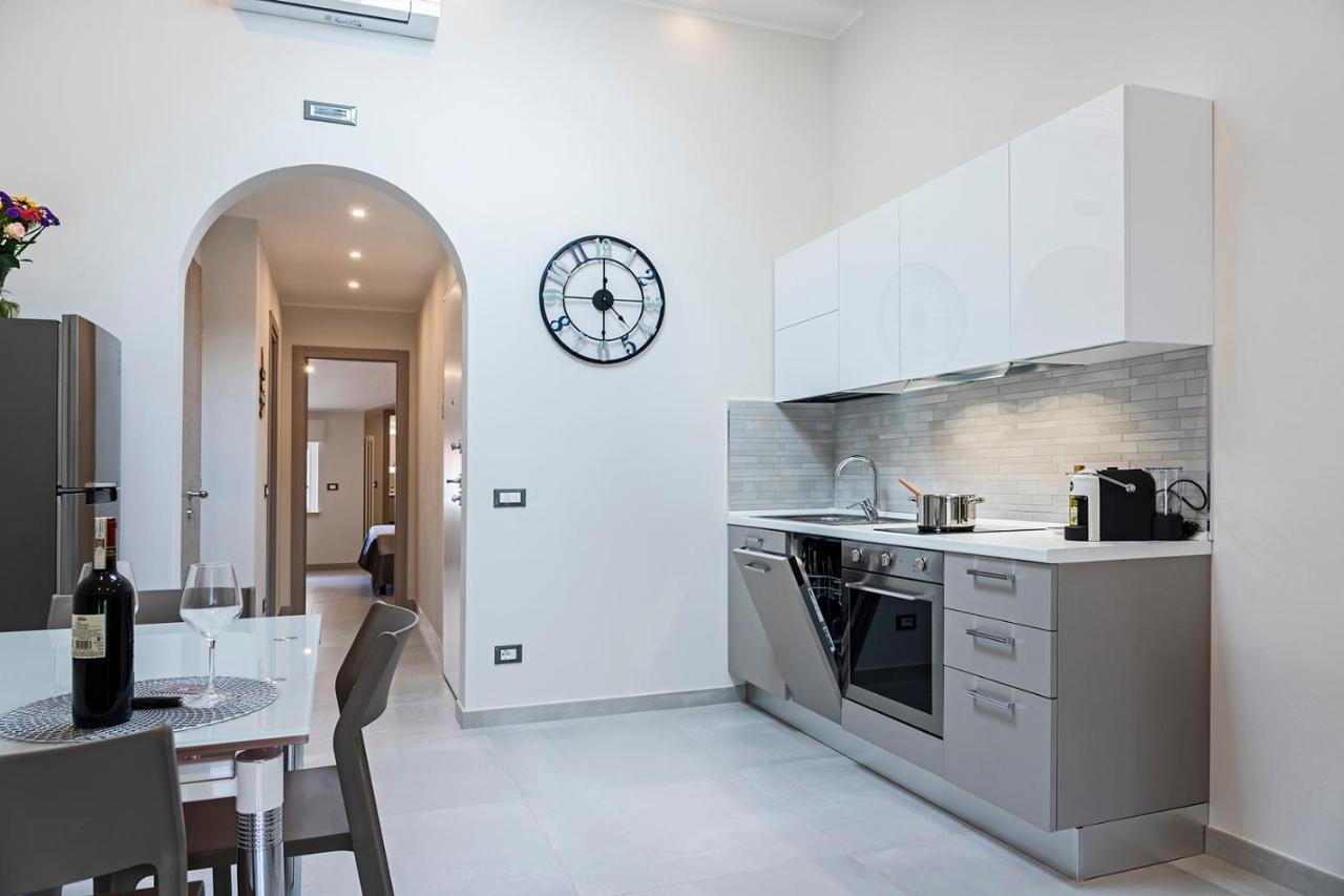 Versilia Residence - Colombo Лідо-ді-Камайоре Екстер'єр фото
